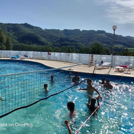 Saint Geniez D'Olt Jolie T2 Amenagee Et Equipee Village Goelia 2 Piscines Chauffees מראה חיצוני תמונה